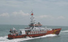 Cứu một thuyền viên bị lưới đánh cá cuốn vào người